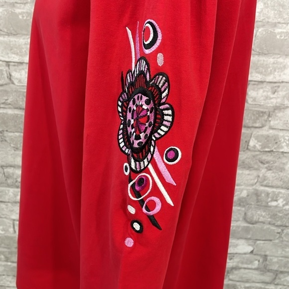 Bob Mackie Red Floral Sleeve Top - Picture 3 of 6